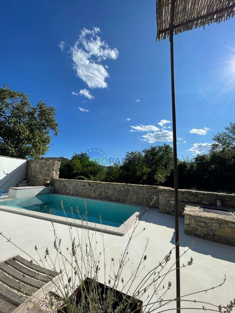 Istria, Motovun, bellissima casa in pietra di design nel cuore dell&apos;Istria