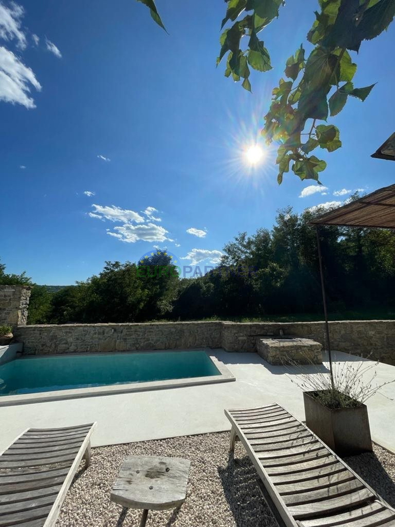 Istria, Motovun, bellissima casa in pietra di design nel cuore dell&apos;Istria