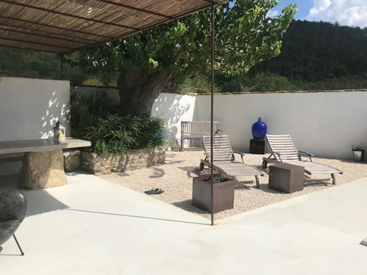 Istria, Motovun, bellissima casa in pietra di design nel cuore dell&apos;Istria