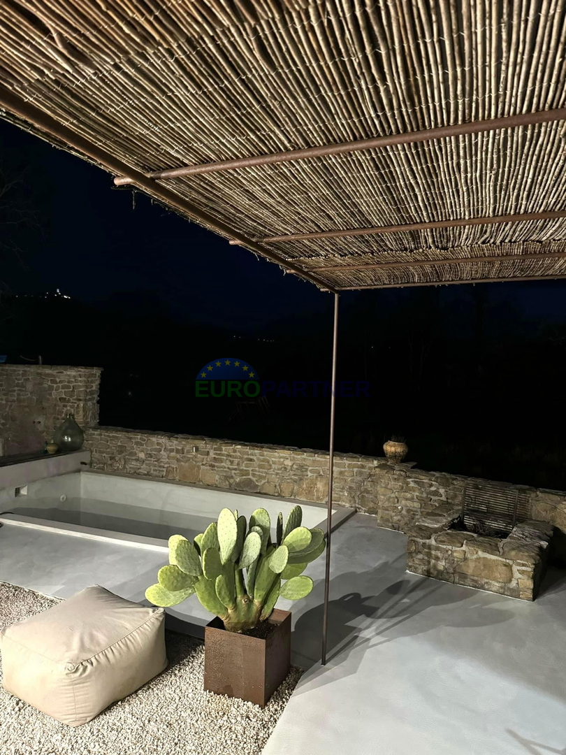 Istria, Motovun, bellissima casa in pietra di design nel cuore dell&apos;Istria