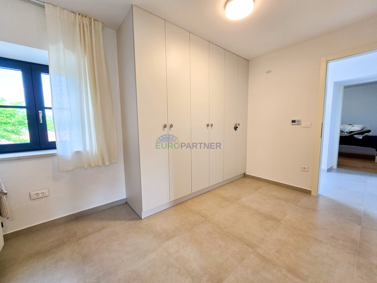 Appartamento su due piani a 1 km dal mare, Tar