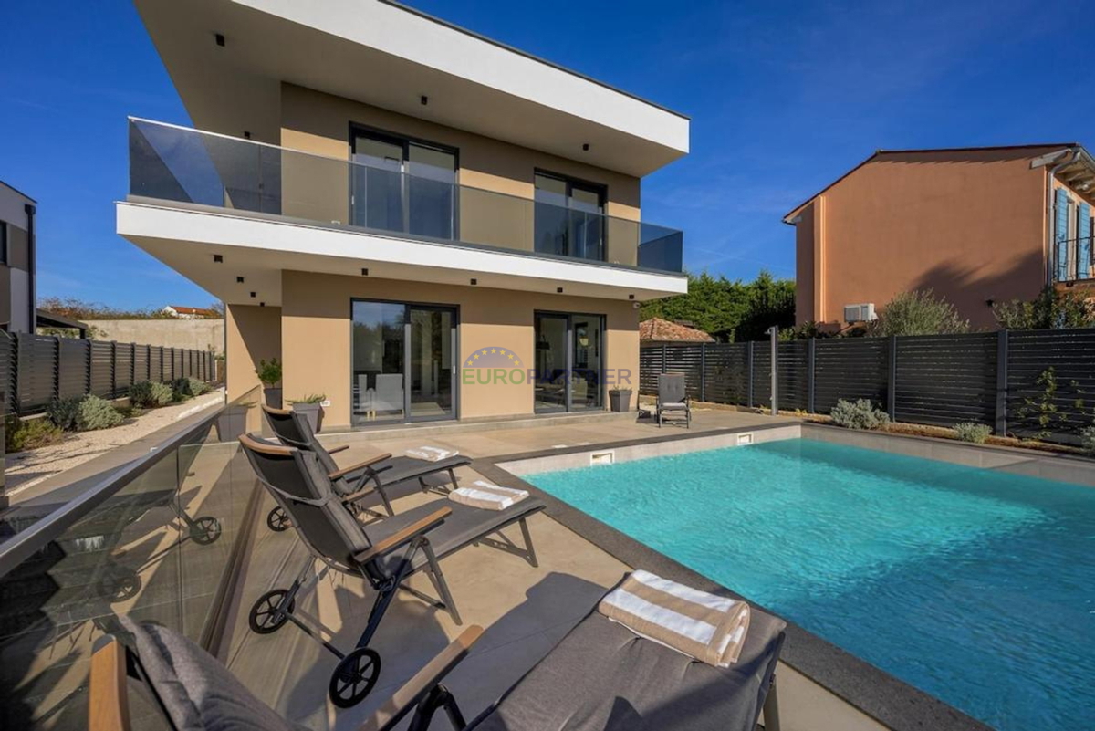 Istria, Kanfanar, villa di lusso con piscina