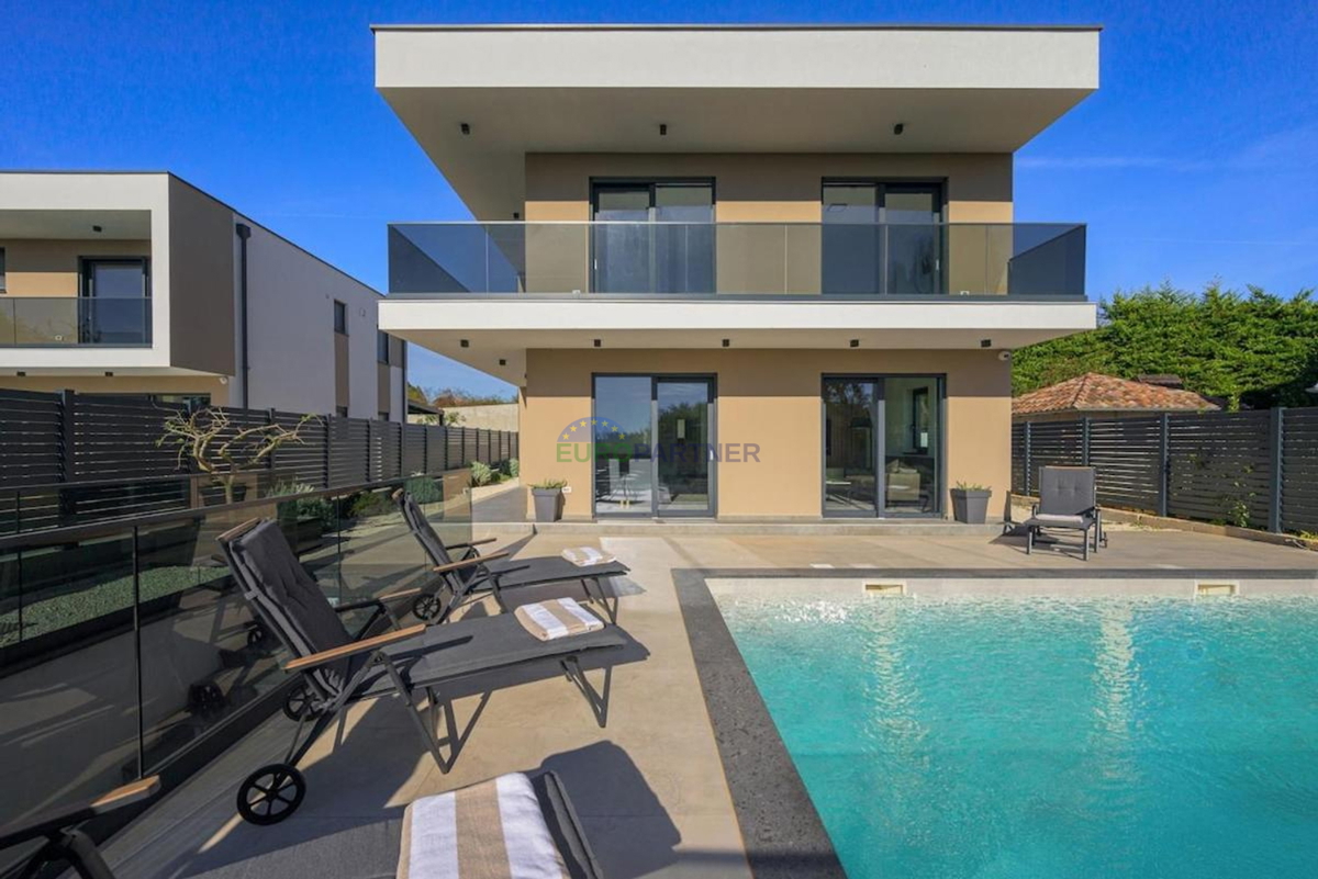 Istria, Kanfanar, villa di lusso con piscina