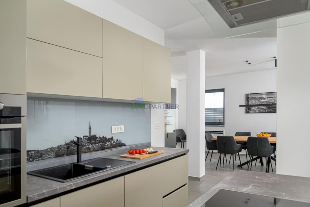 Istria, Kanfanar, villa di lusso con piscina