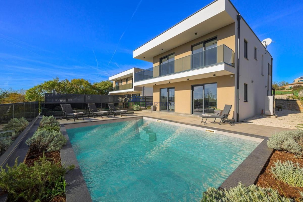 Istria, Kanfanar, villa di lusso con piscina