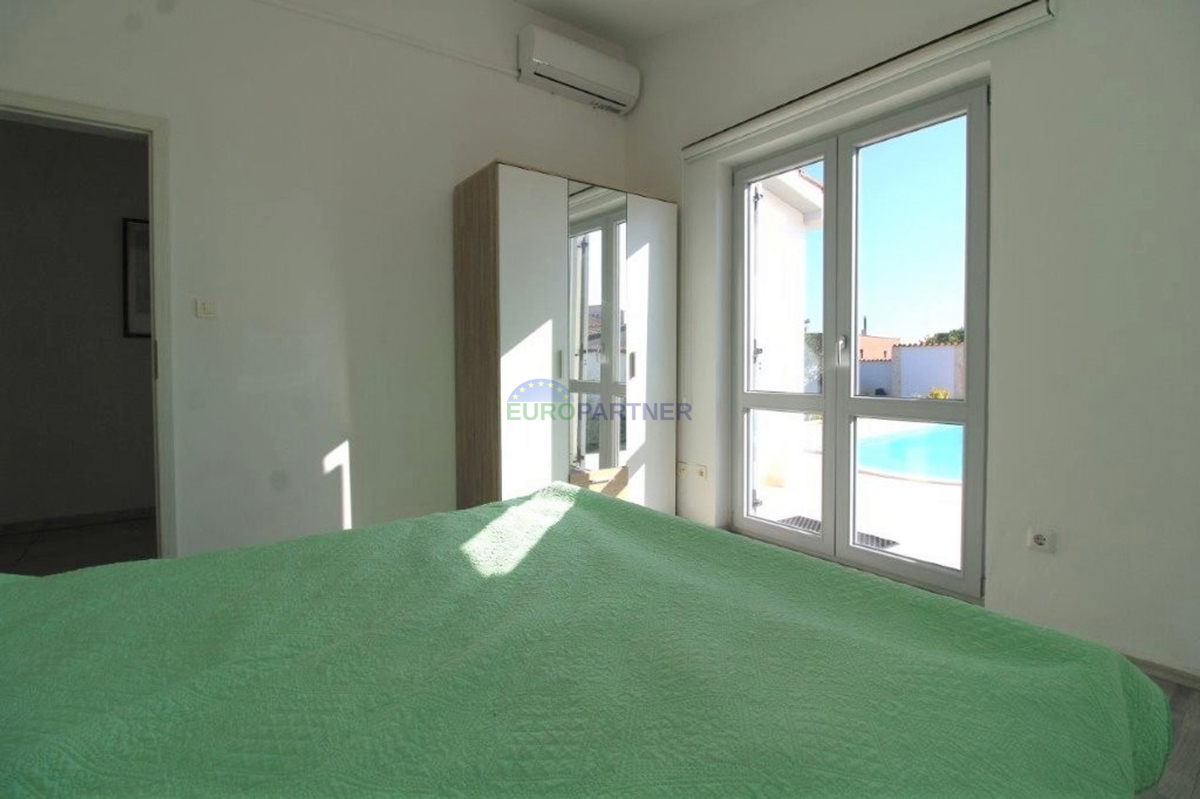 Villetta mediterranea con piscina, a 7 km da Parenzo