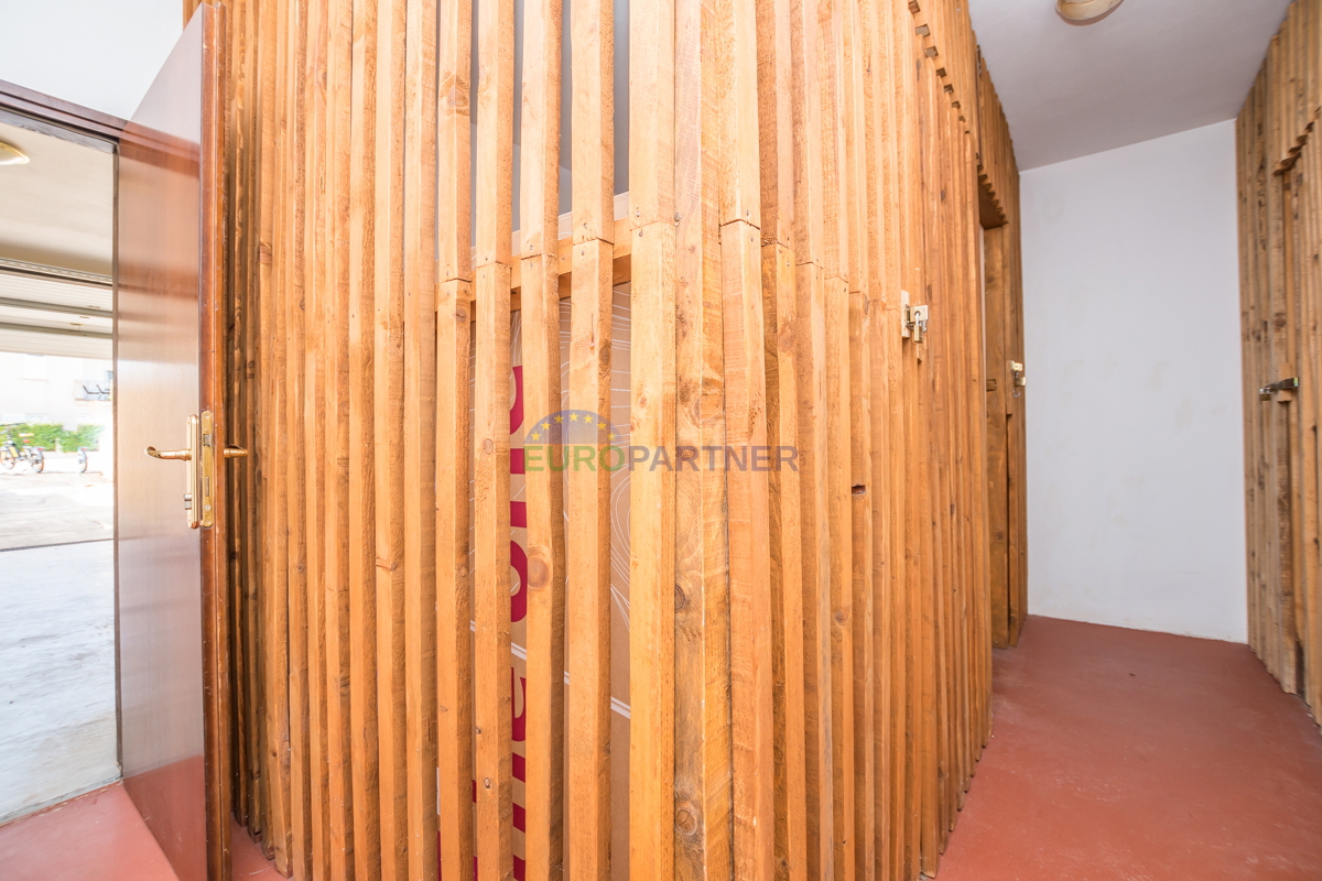 Poreč, appartamento di 90m2 con vista mare! 700m dal mare