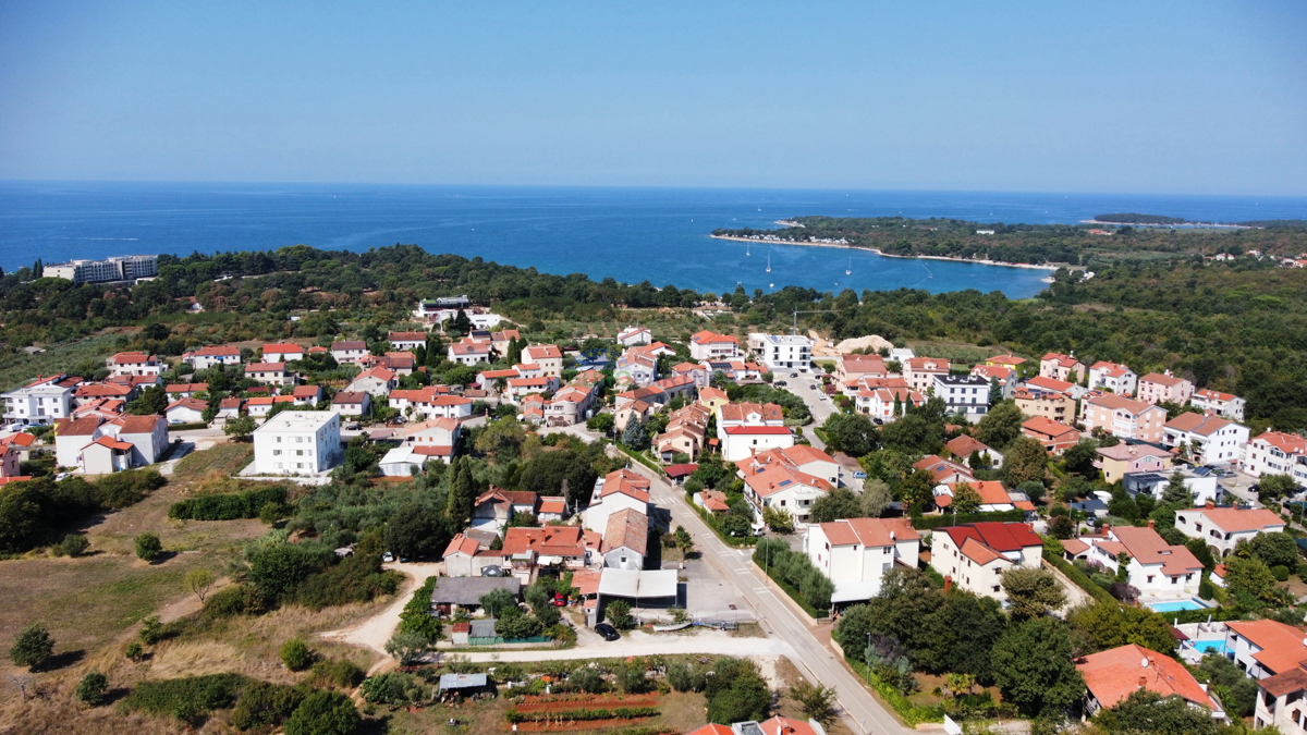 Poreč, appartamento di 90m2 con vista mare! 700m dal mare