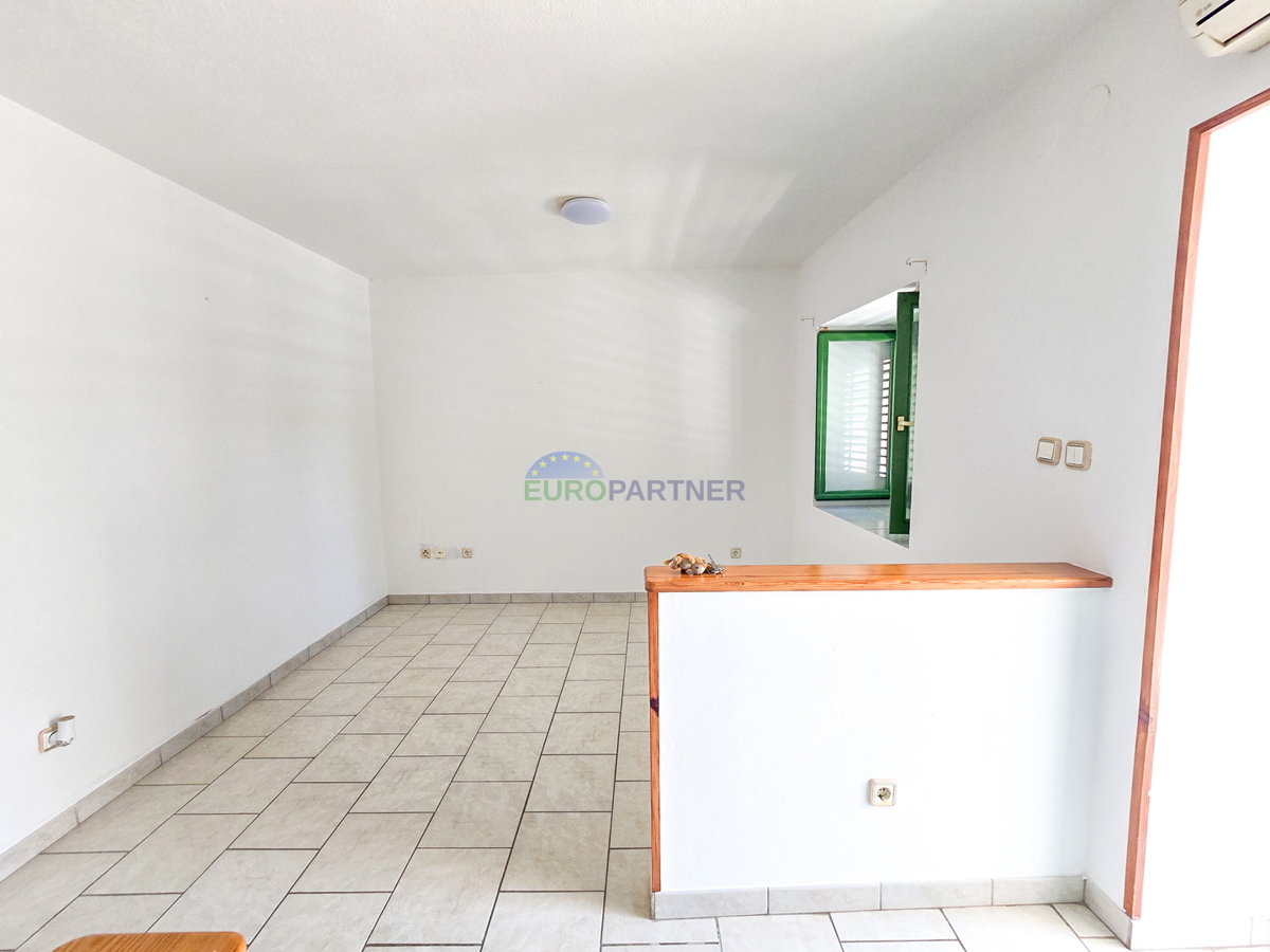 Casa con 2 appartamenti a 200 m dal mare, Poreč