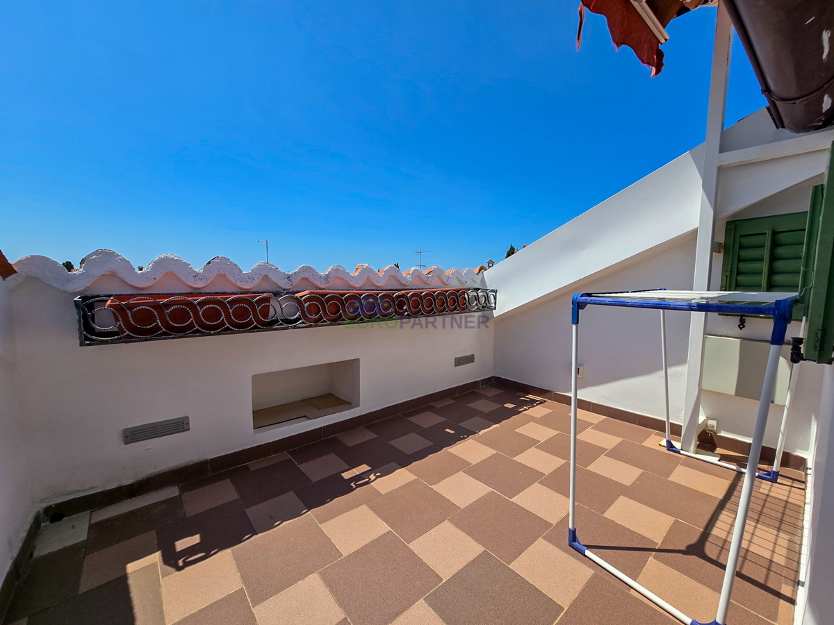 Casa con 2 appartamenti a 200 m dal mare, Poreč