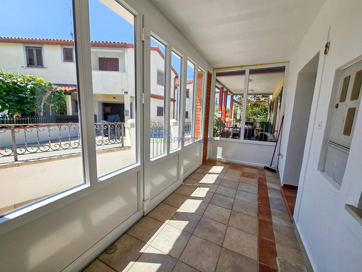 Casa con 2 appartamenti a 200 m dal mare, Poreč