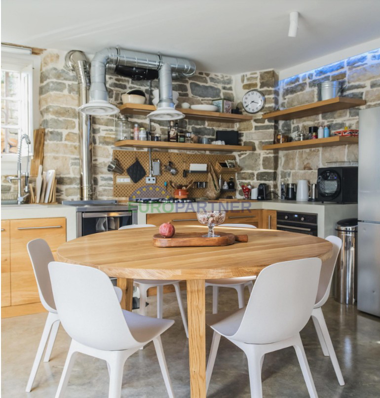 Istria, Tenuta esclusiva nel cuore di Grožnjan – completa privacy e posizione unica