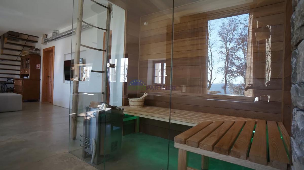 Istria, Tenuta esclusiva nel cuore di Grožnjan – completa privacy e posizione unica