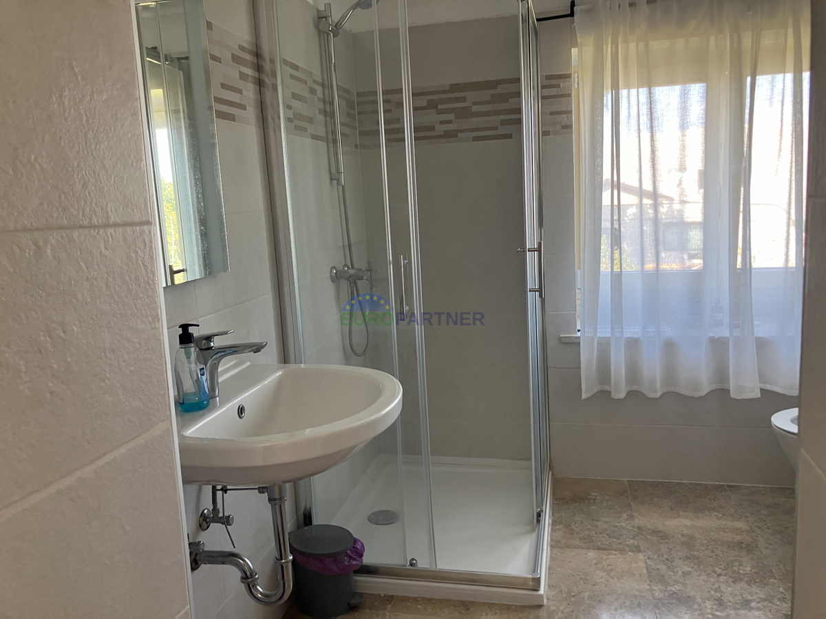 Istra, Tar, splendida casa in pietra con piscina