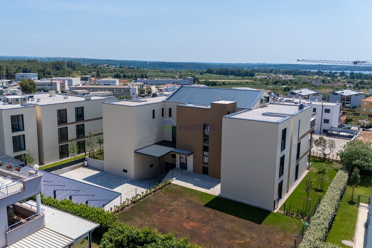 Istra, Novigrad, appartamento al primo piano in edificio di lusso