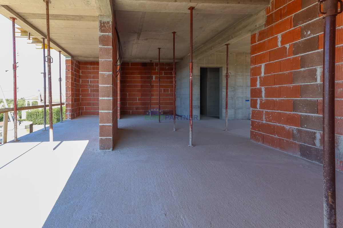 Appartamento in nuova costruzione con vista mare, Poreč