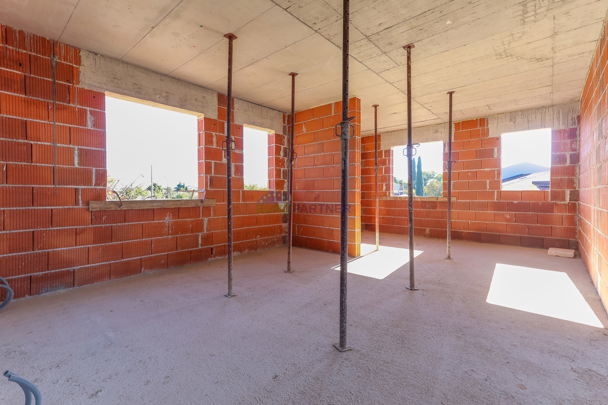 Appartamento in nuova costruzione con vista mare, Poreč