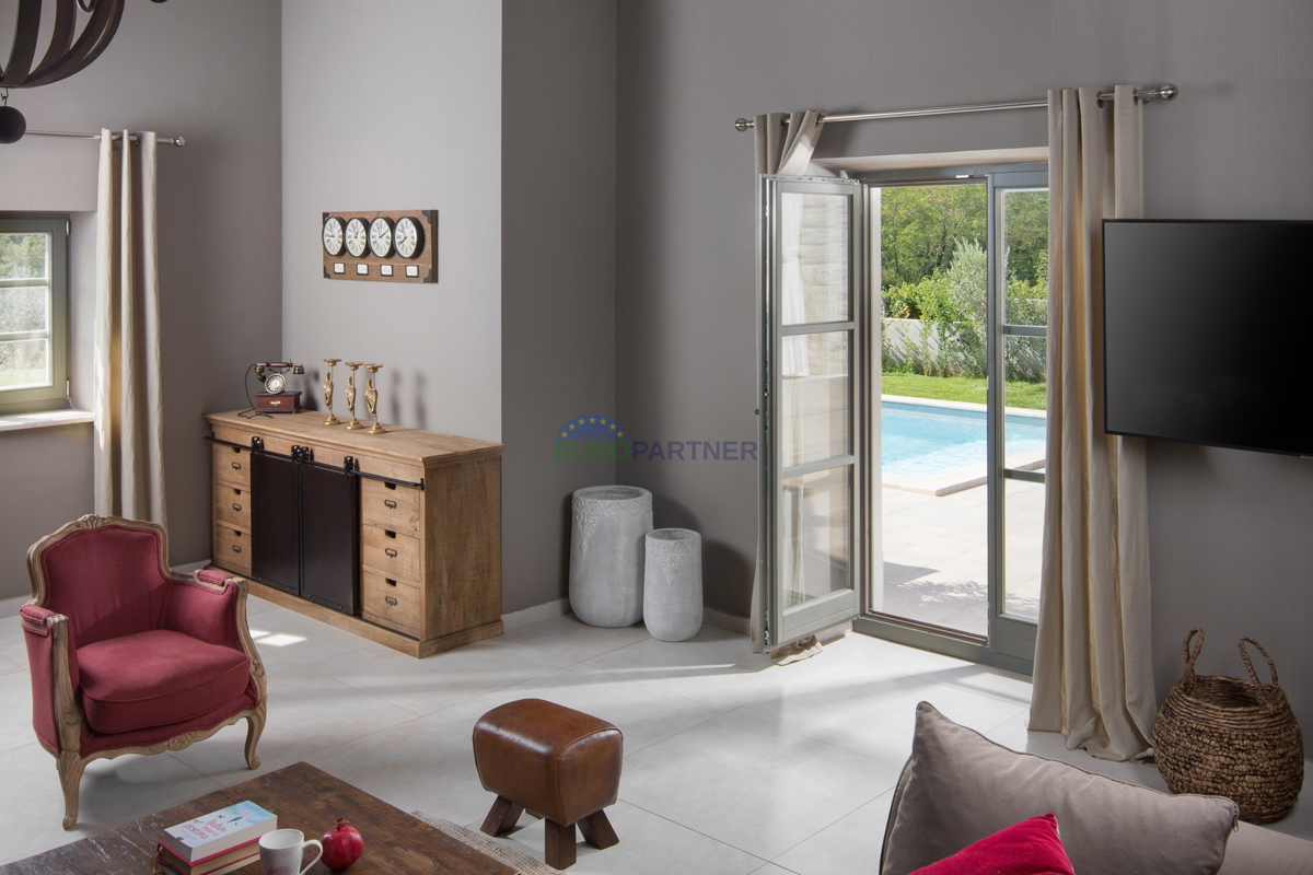 Bellissima villa mediterranea, a 12 km da Parenzo