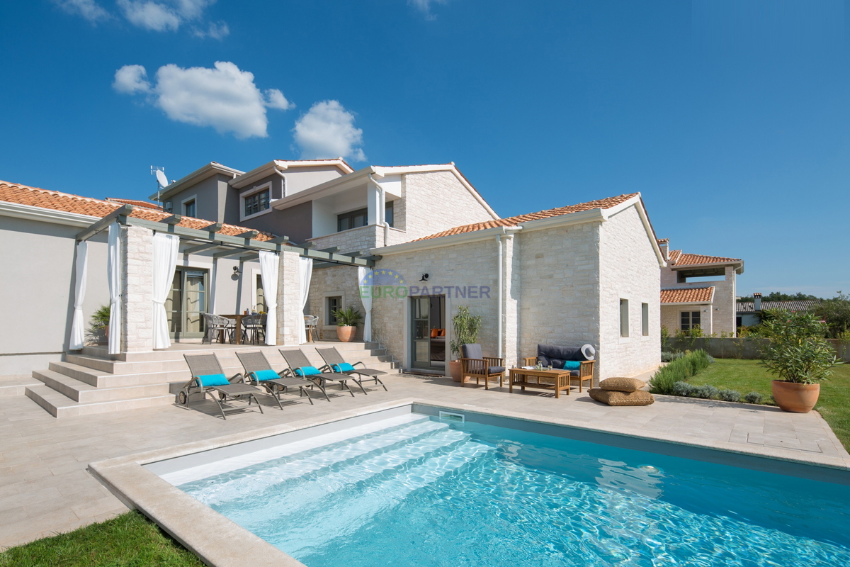 Bellissima villa mediterranea, a 12 km da Parenzo