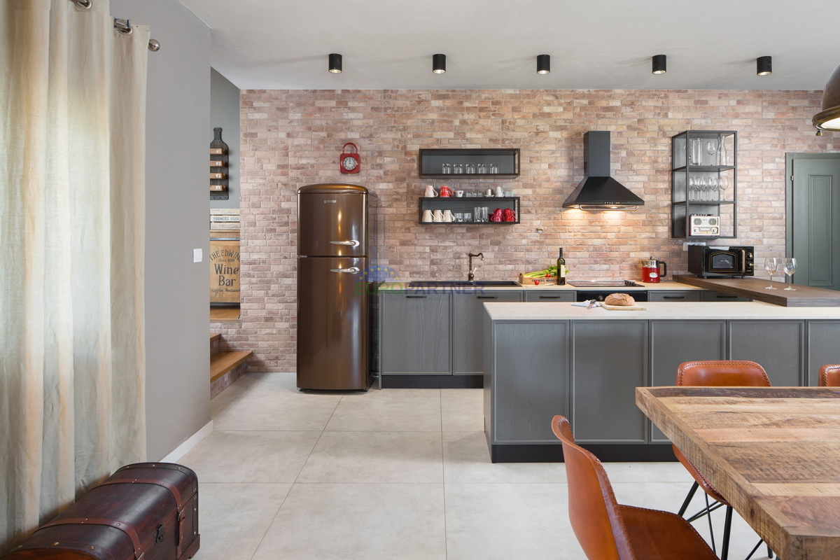 Bellissima villa mediterranea, a 12 km da Parenzo