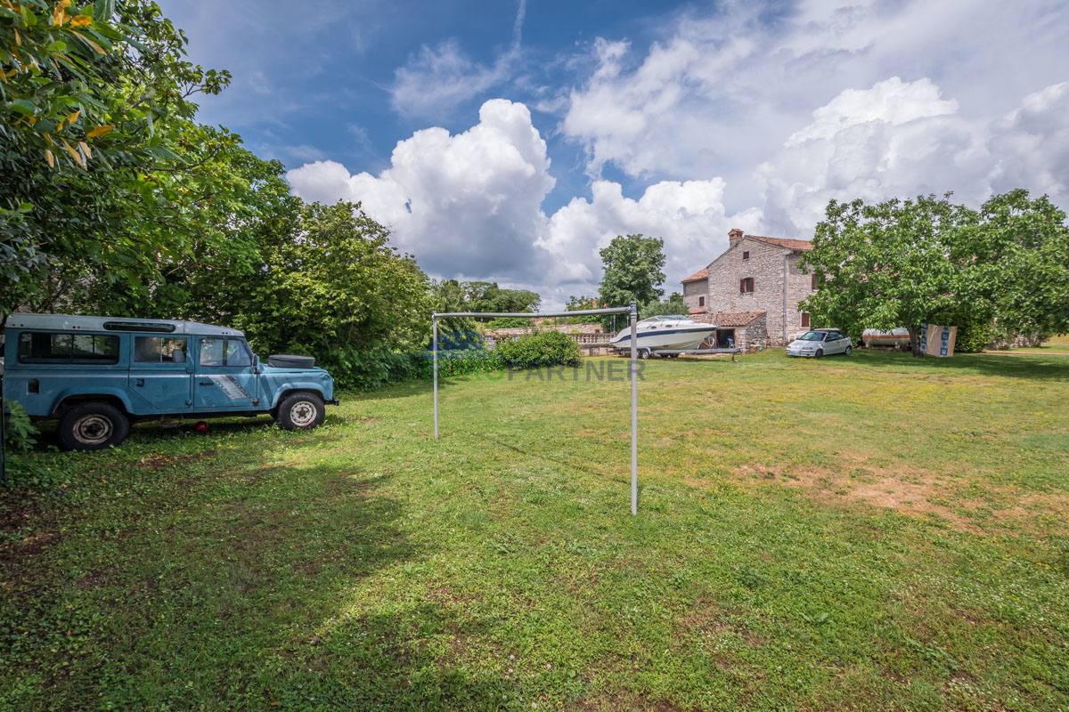 Istria, Marčana: Casa in pietra con piscina e ampio cortile
