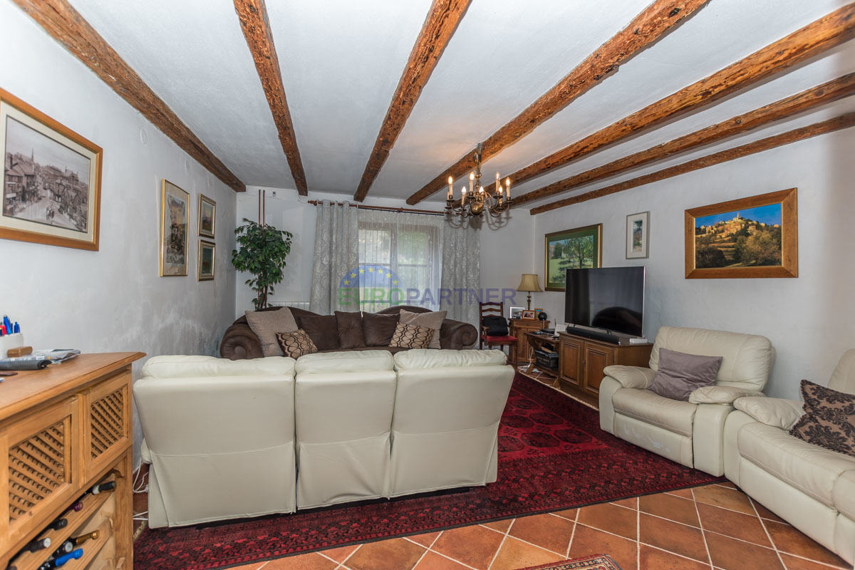 Istria, Marčana: Casa in pietra con piscina e ampio cortile