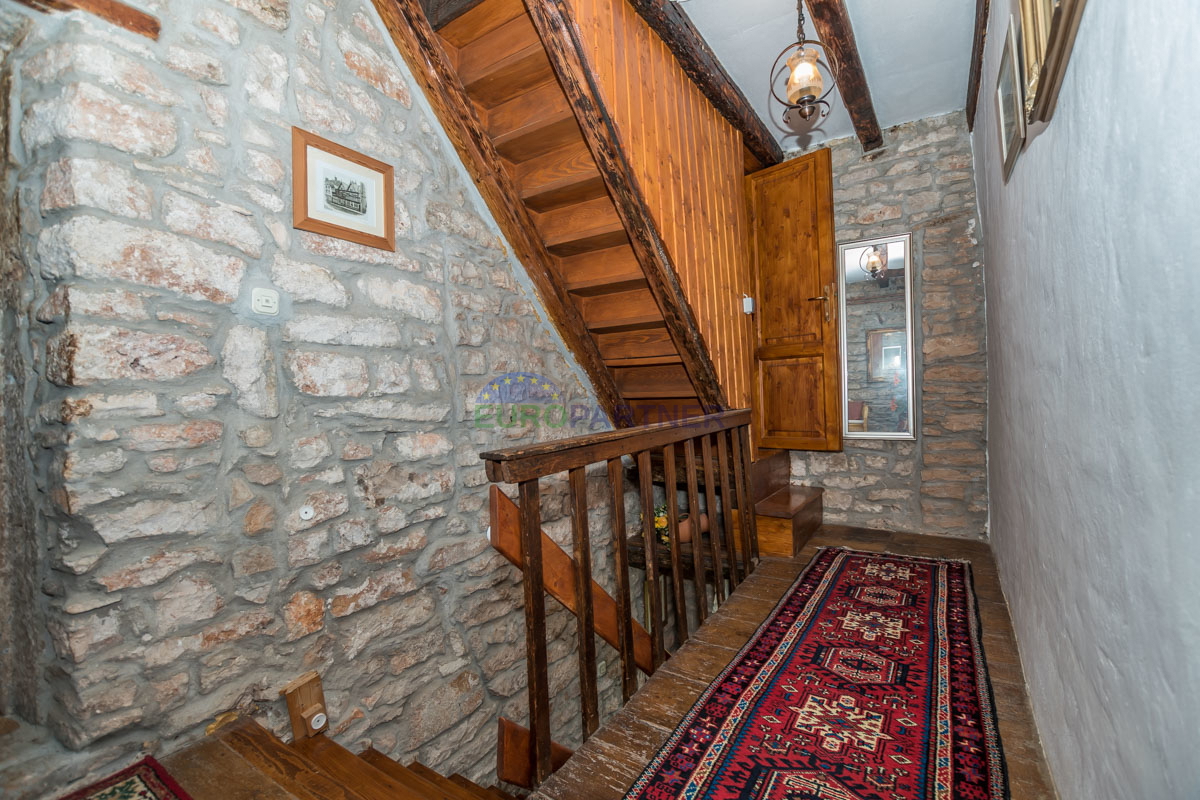 Istria, Marčana: Casa in pietra con piscina e ampio cortile