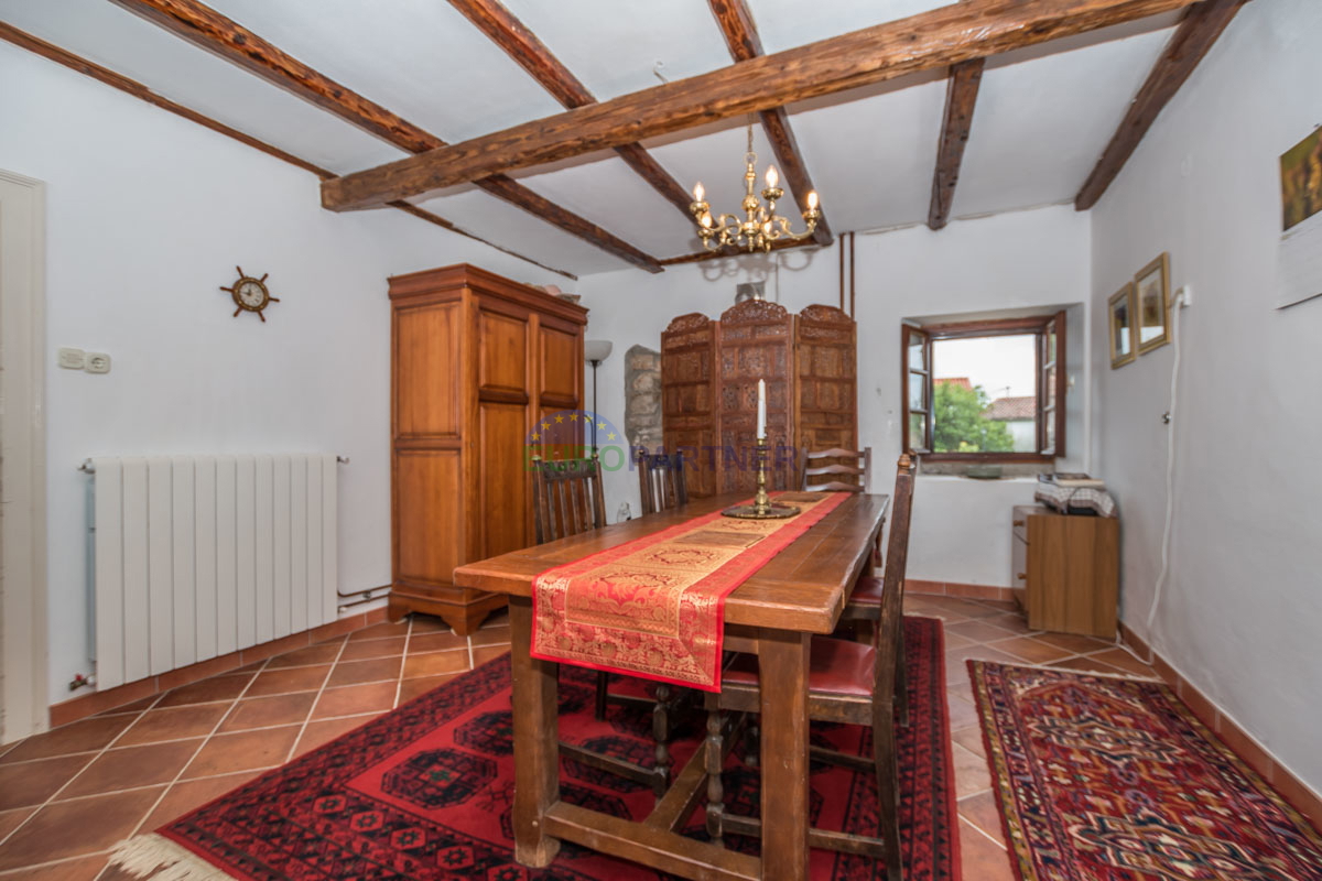 Istria, Marčana: Casa in pietra con piscina e ampio cortile