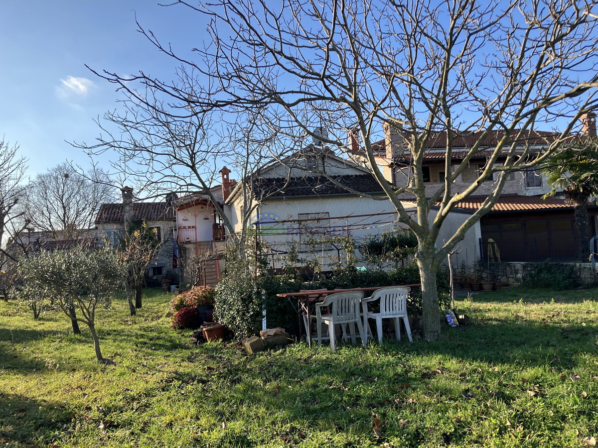 Più condominio in ottima posizione vicino al mare