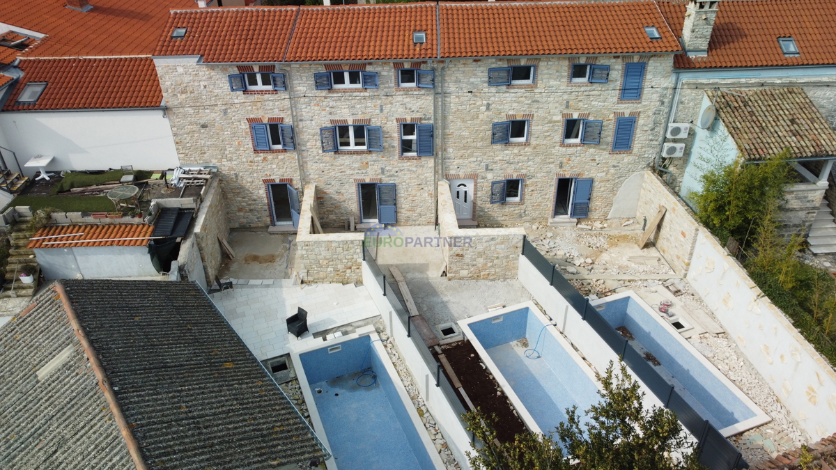 ISTRIA, Svetvinčenat, dintorni - Casa in pietra con piscina