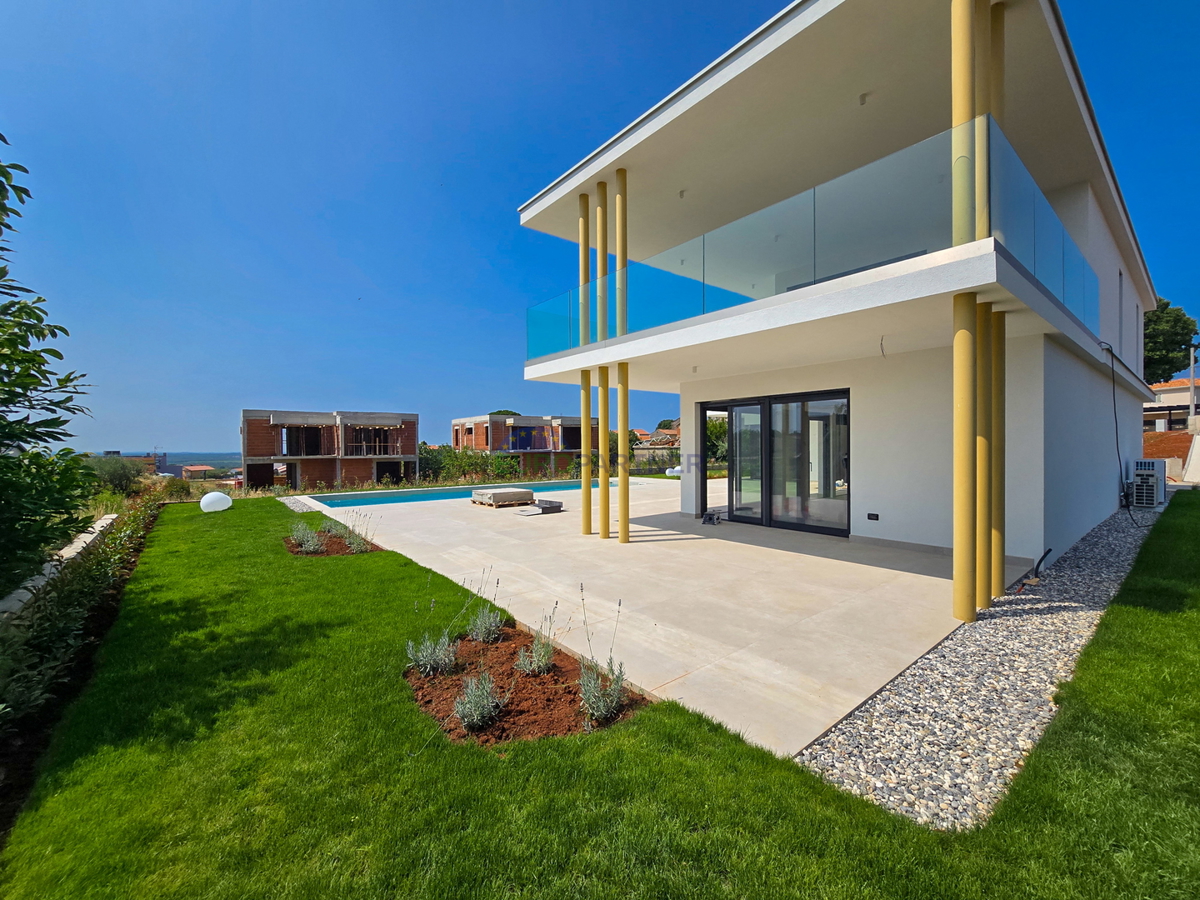 Esclusiva villa di design nelle vicinanze di Parenzo, Istria