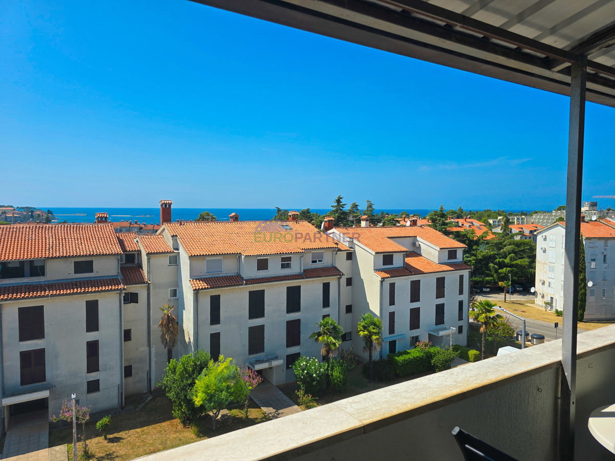 Appartamento con vista mare, 300 metri dal mare, Parenzo, Istria