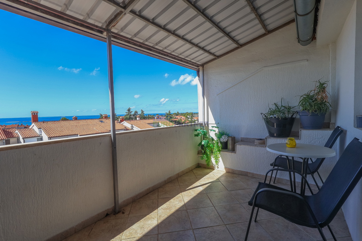 Appartamento con vista mare, 300 metri dal mare, Parenzo, Istria