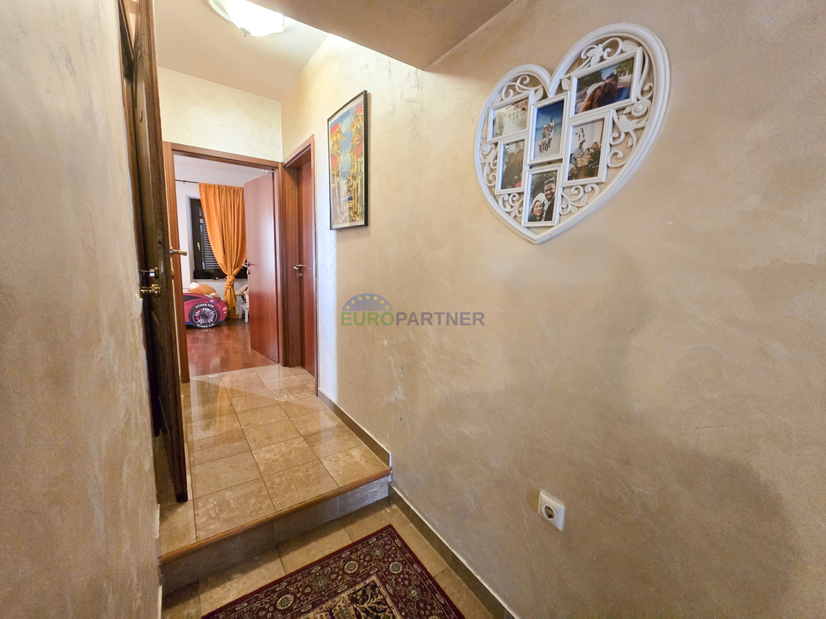 Istria, Parenzo, appartamento ammobiliato nel centro della città