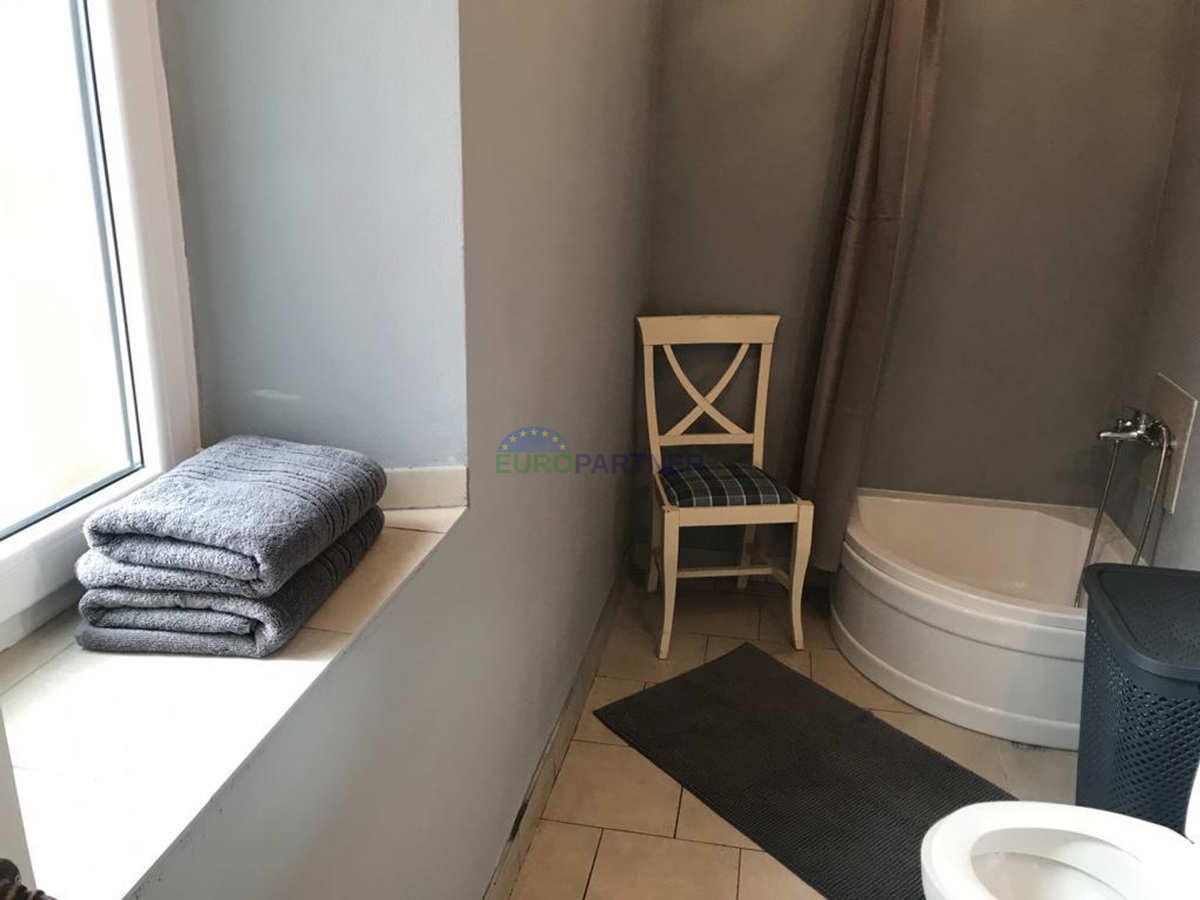 Due cottage in pietra, dintorni di Poreč