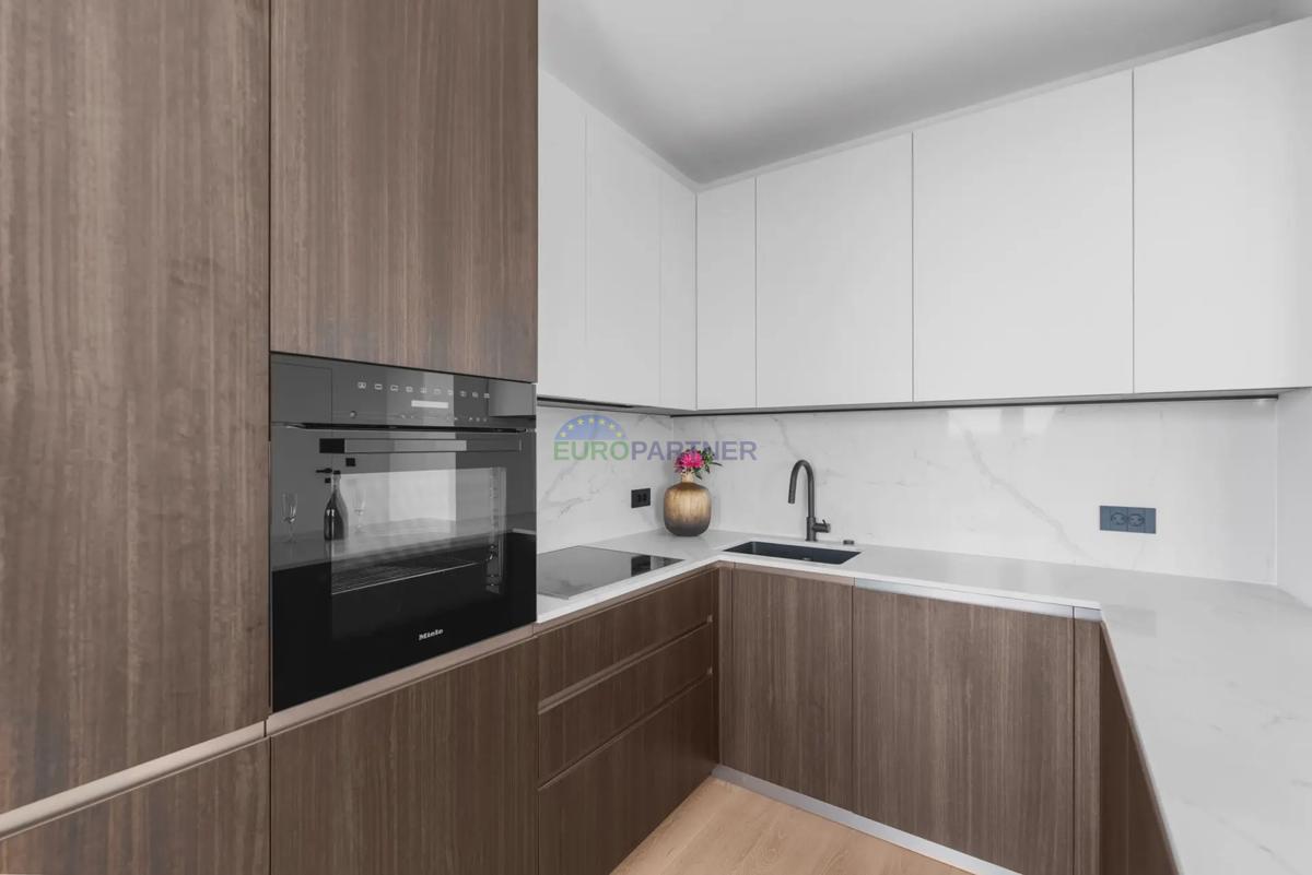 Attico con vista mare, a 800 m dal mare, dintorni di Parenzo