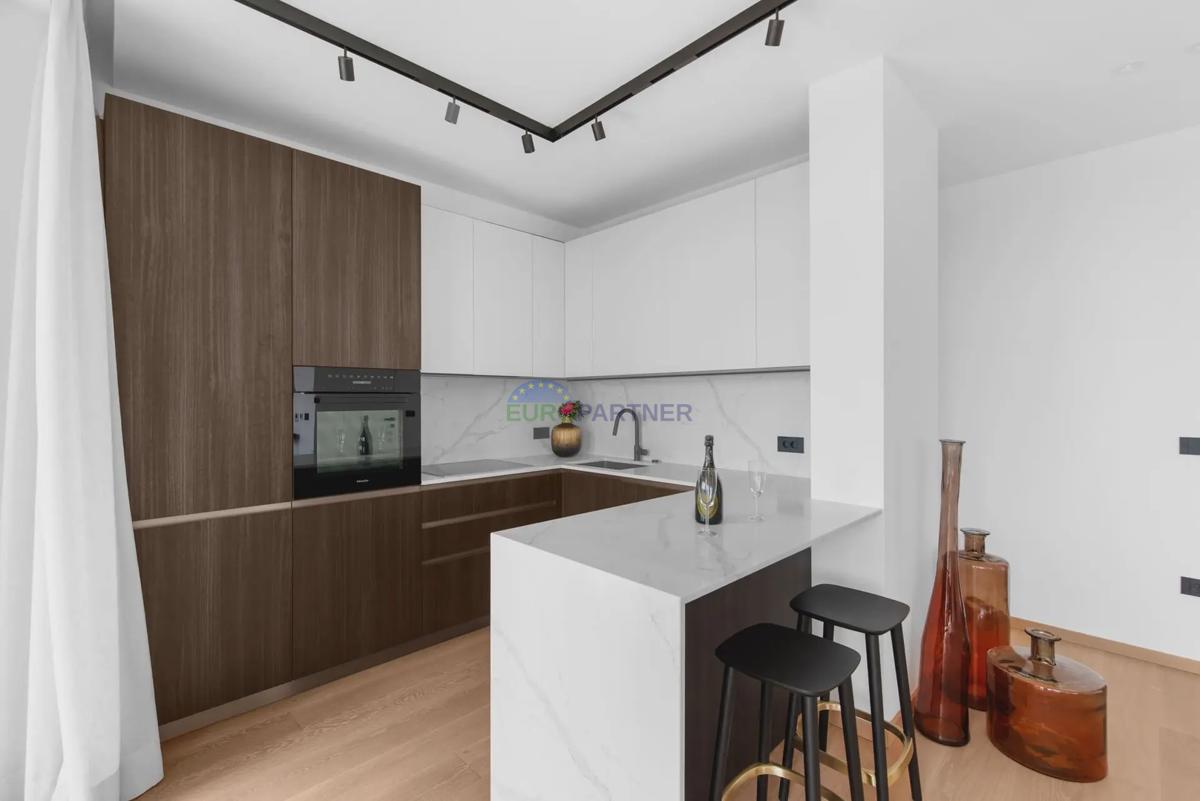 Attico con vista mare, a 800 m dal mare, dintorni di Parenzo