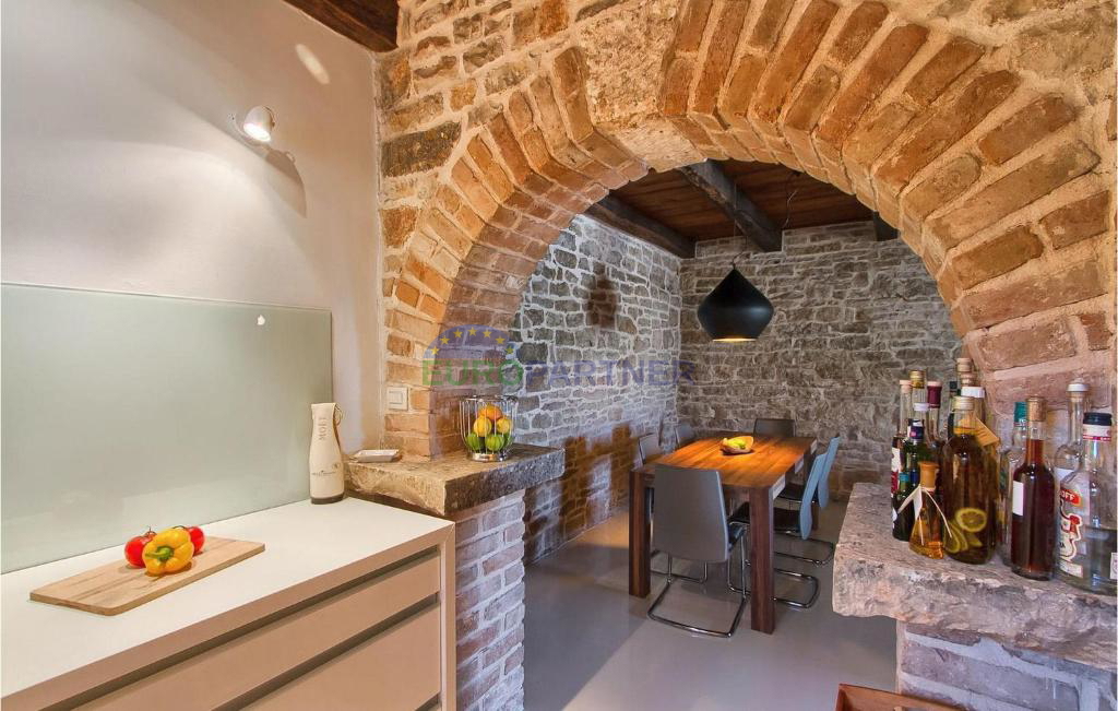 Istria, Baderna, autentica casa in pietra dopo la ristrutturazione