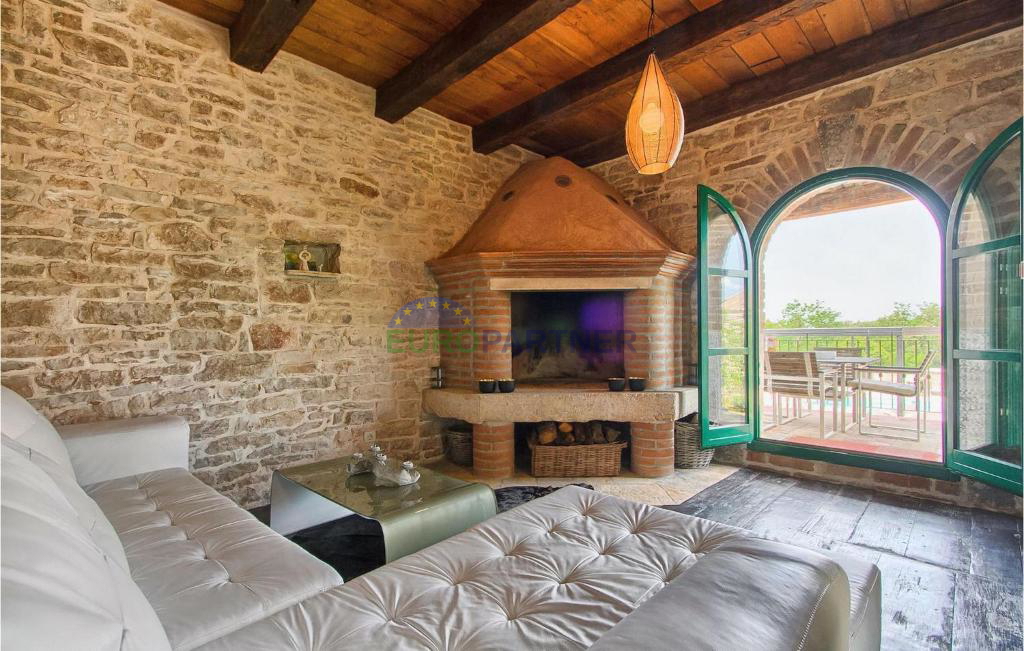Istria, Baderna, autentica casa in pietra dopo la ristrutturazione