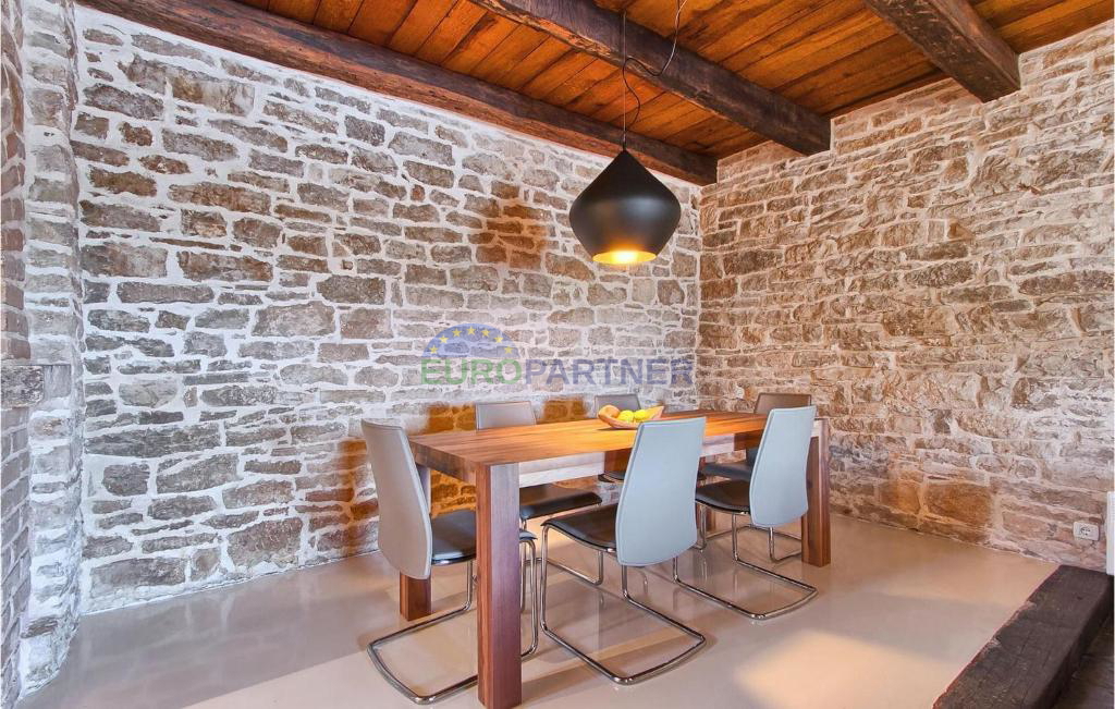 Istria, Baderna, autentica casa in pietra dopo la ristrutturazione
