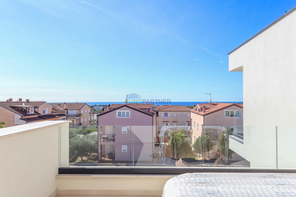 Casa a schiera con piscina, a 900 m dal mare, Poreč
