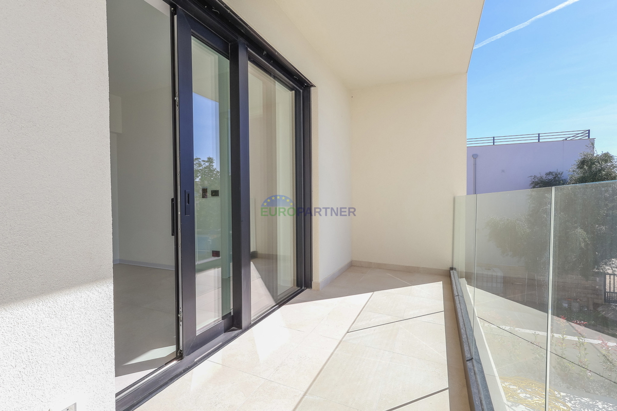 Casa a schiera con piscina, a 900 m dal mare, Poreč