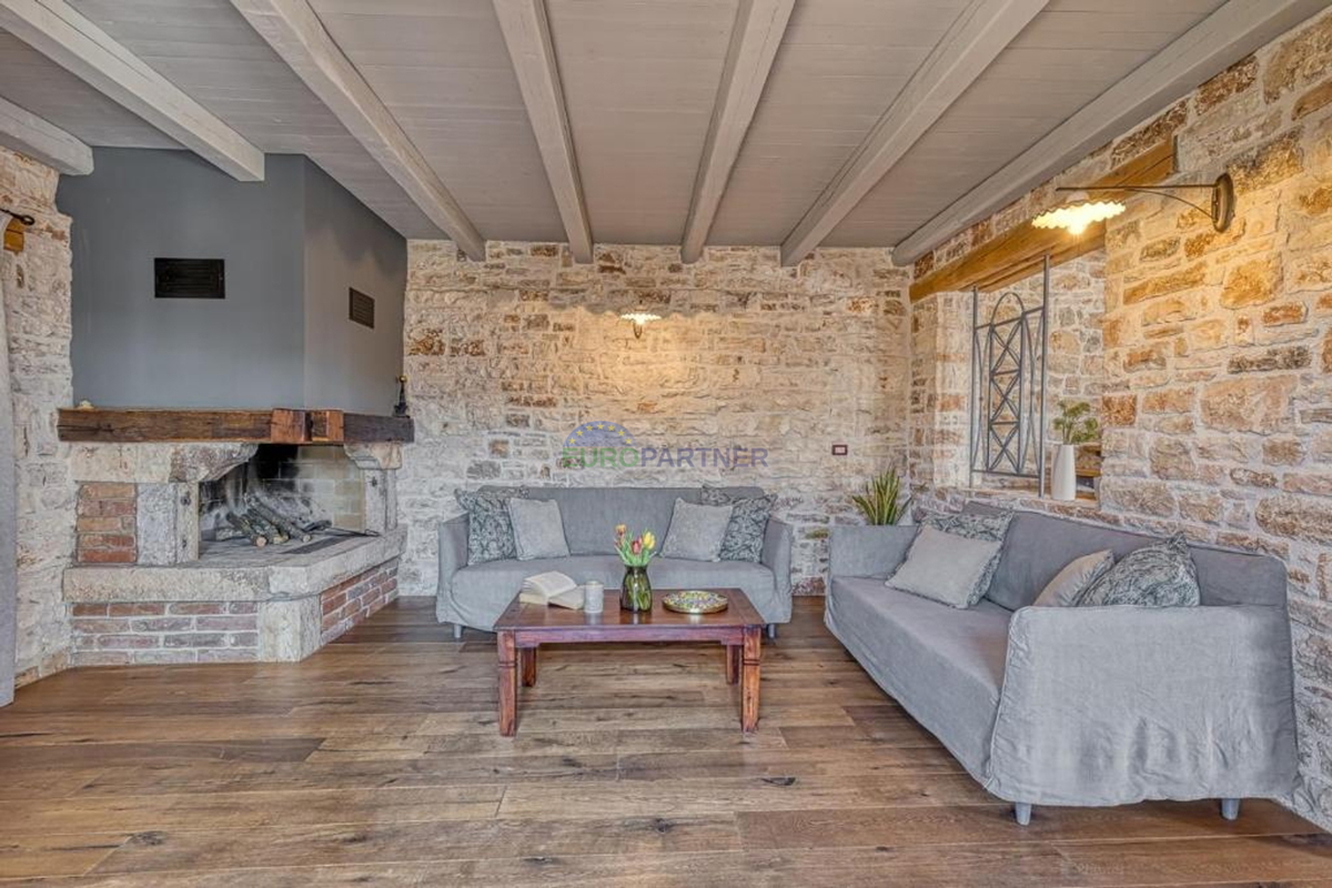 Unica villa in pietra autoctona con piscina, Porec