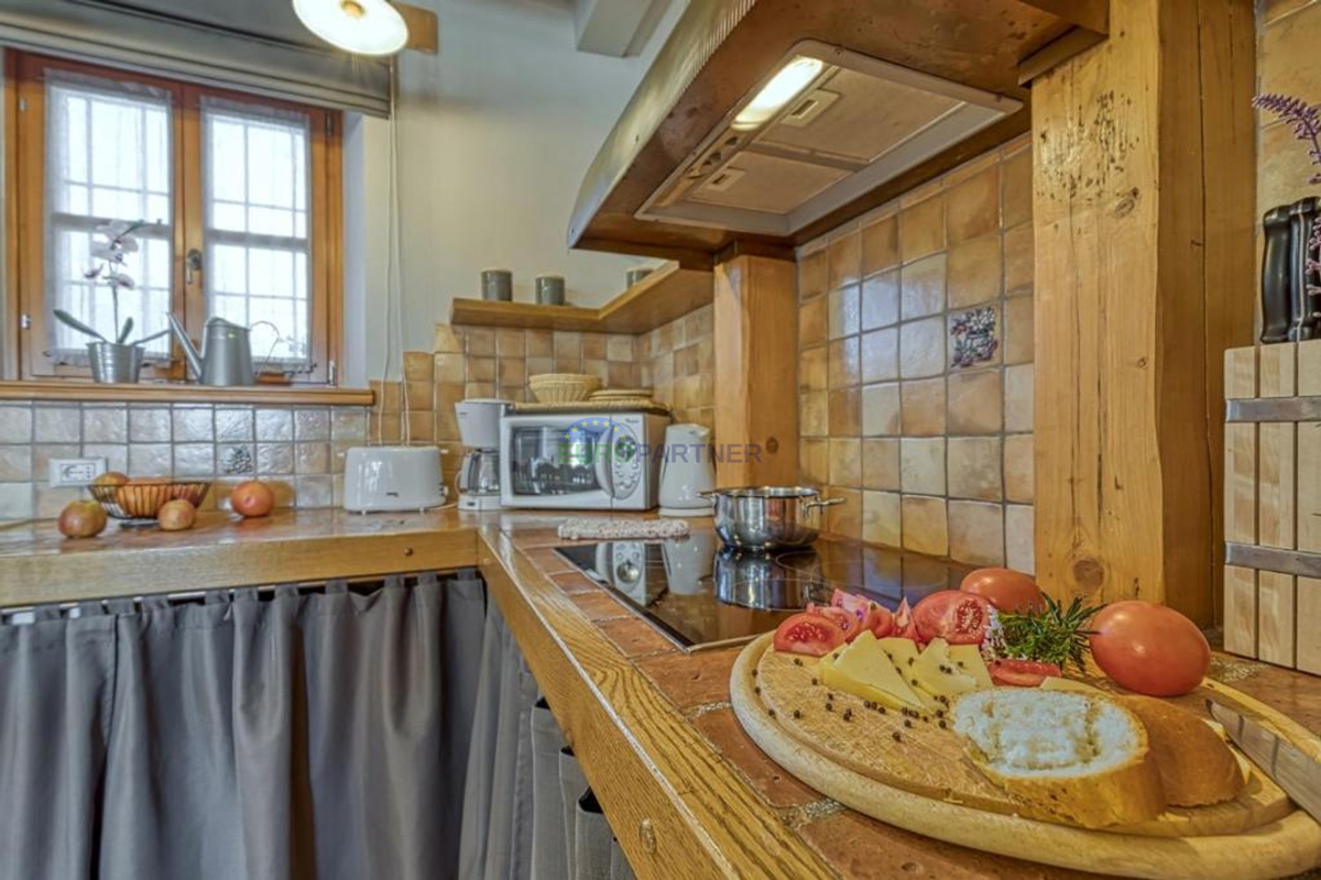 Unica villa in pietra autoctona con piscina, Porec
