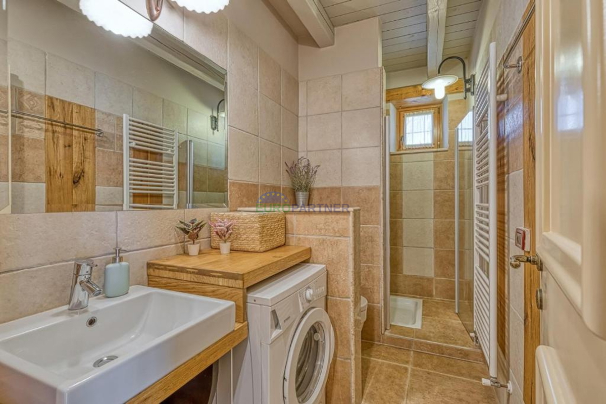Unica villa in pietra autoctona con piscina, Porec