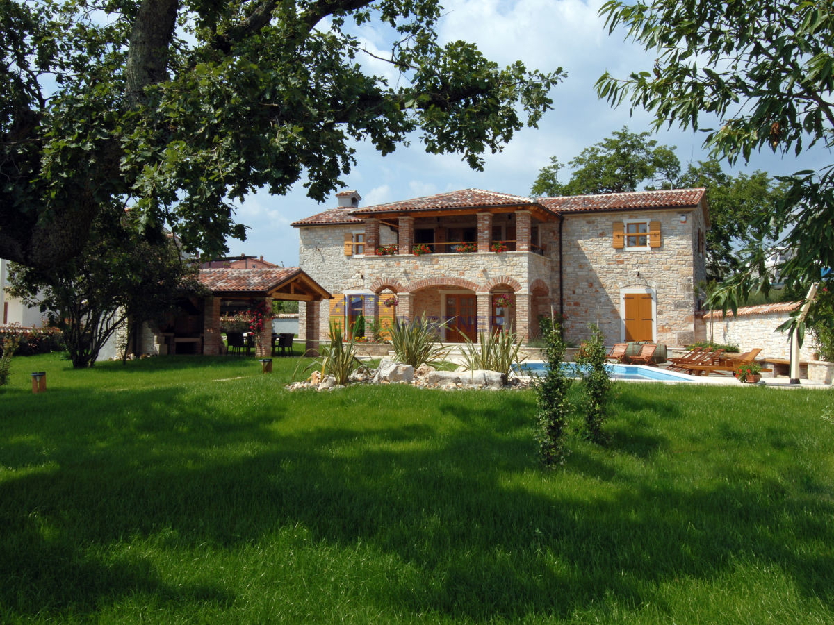 Unica villa in pietra autoctona con piscina, Porec