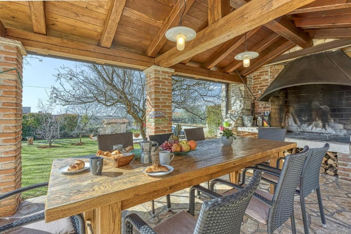 Unica villa in pietra autoctona con piscina, Porec