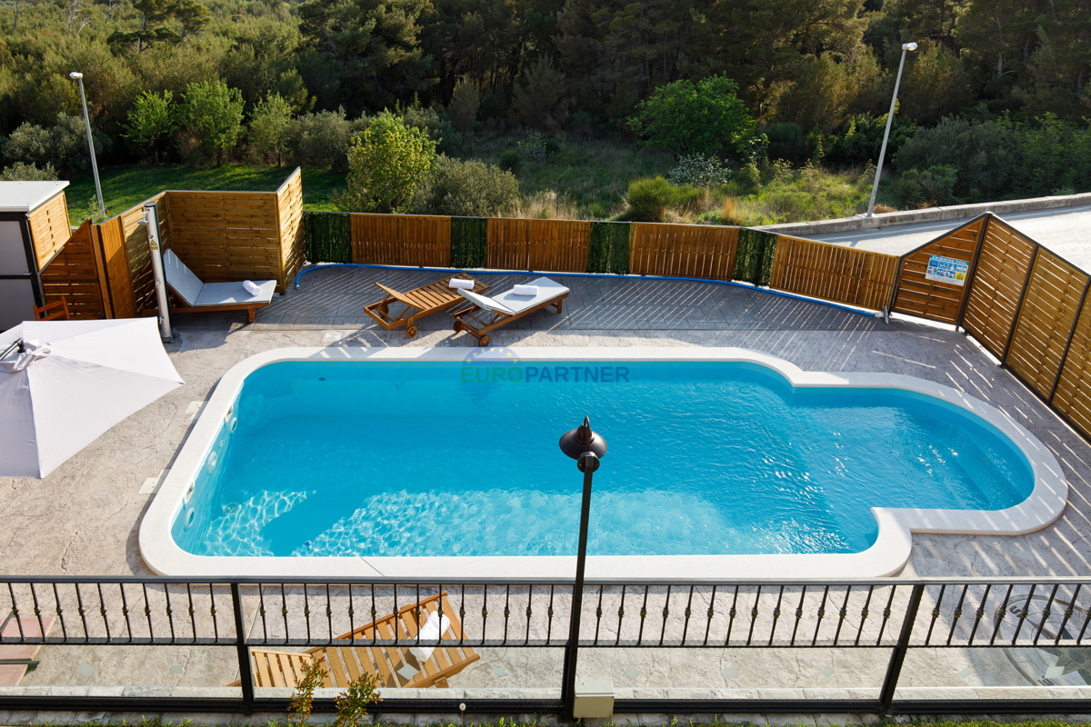 Villa con splendida vista sul mare vicino a Spalato