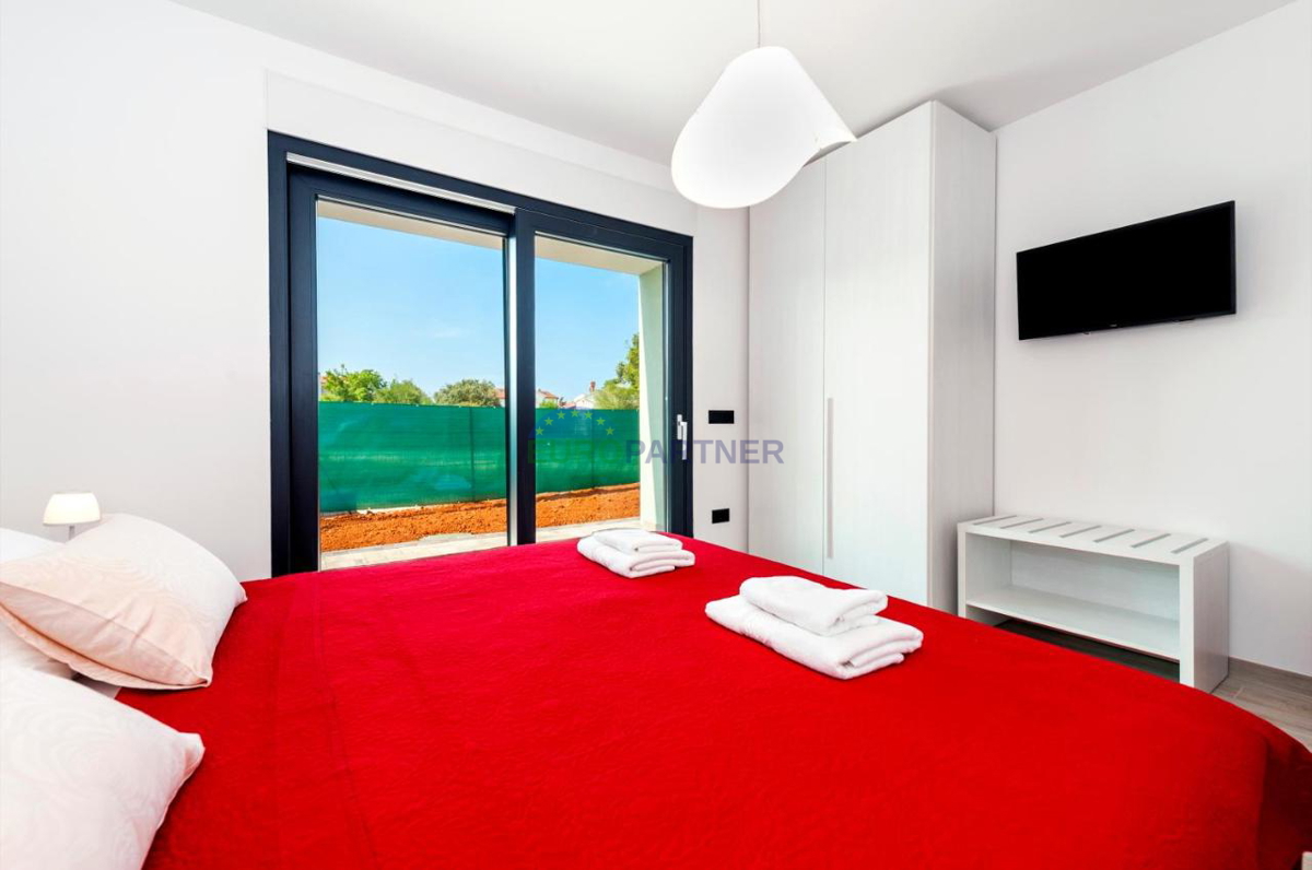 Villa con piscina vicino al mare a Rovigno