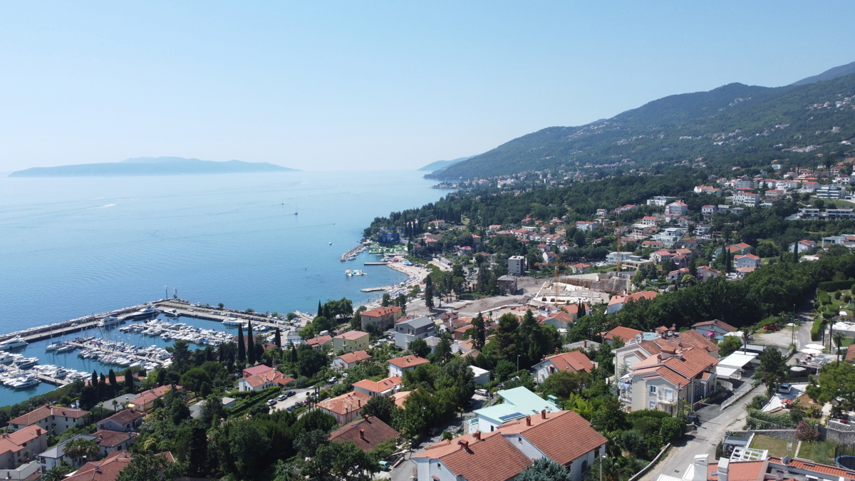 Trilocale con vista mare e 50m dalla spiaggia, Dintorni di Abbazia